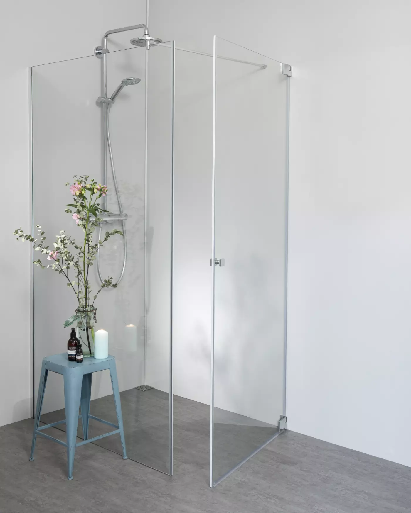 Eck Duschkabine mit Pendeltür an Wand + Festwand 120cm