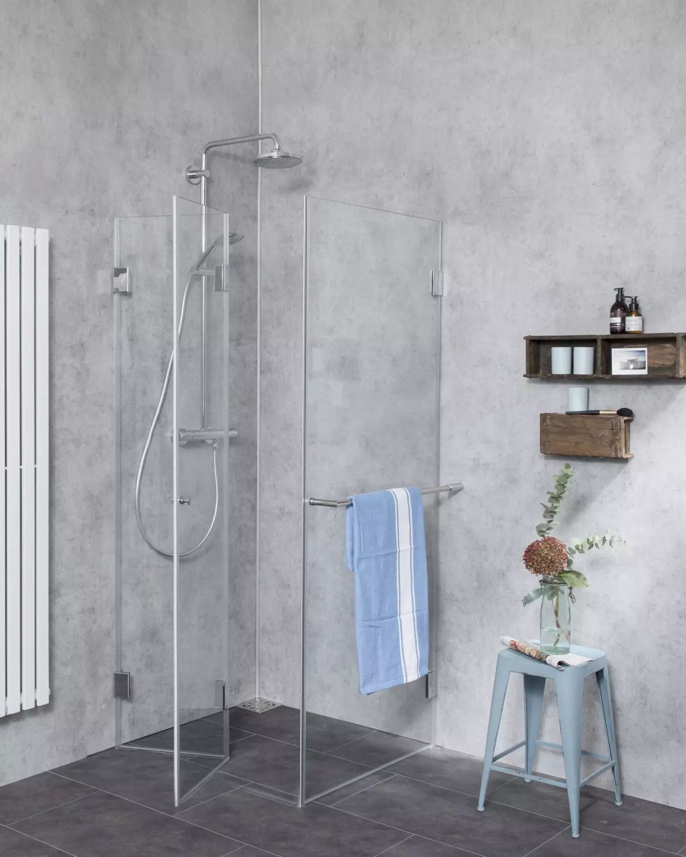 Falttür Dusche nach Maß mit Seitenwand