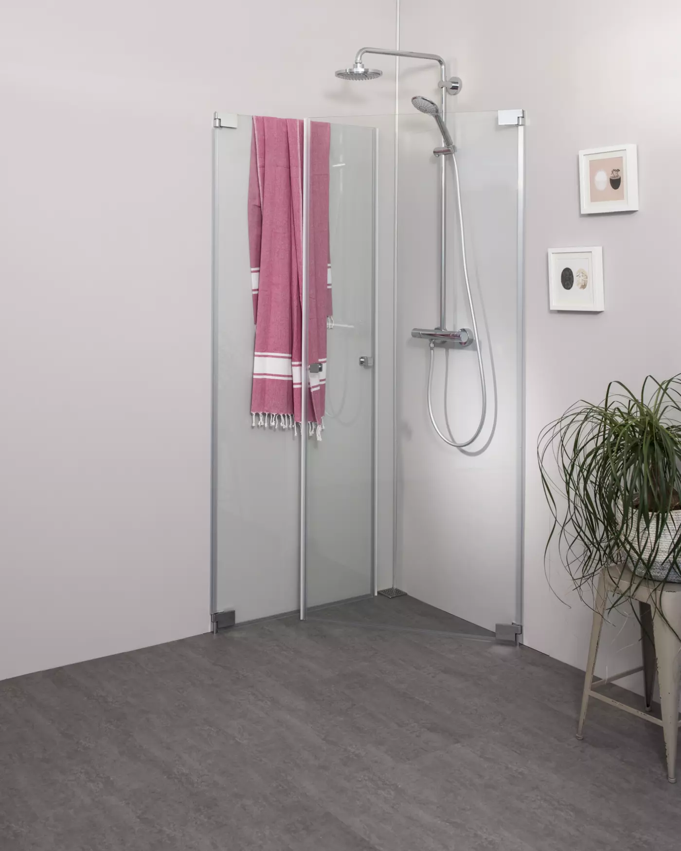 Eck Duschkabine 100x80 mit 2 Pendeltüren an Wand & Duschwanne