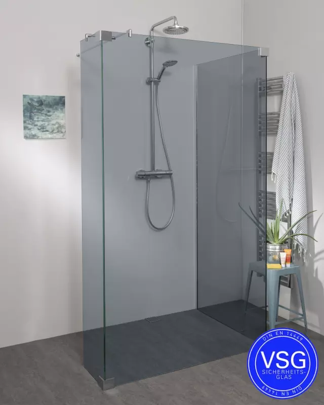 Begehbare Dusche: VSG Duschwand freistehend mit Seitenwand und Eckteil, Maßanfertigung