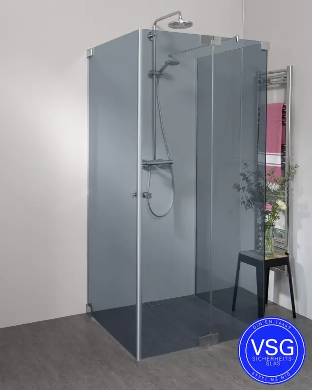 VSG Duschkabine U Form neben Badewanne mit 2 Pendeltüren & Festwand nach Maß