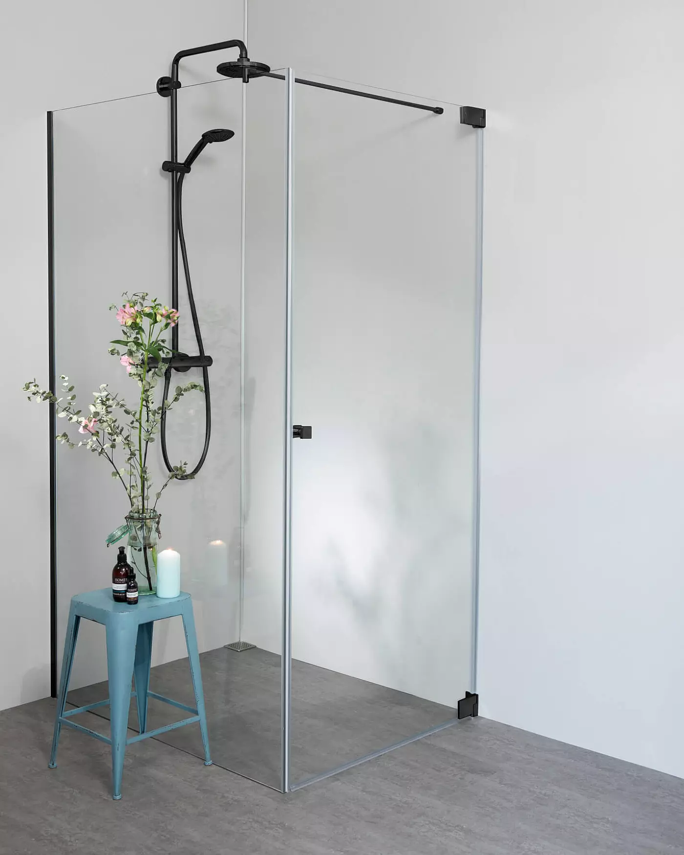 Eck Duschkabine mit Pendeltür an Wand + Festwand 120cm