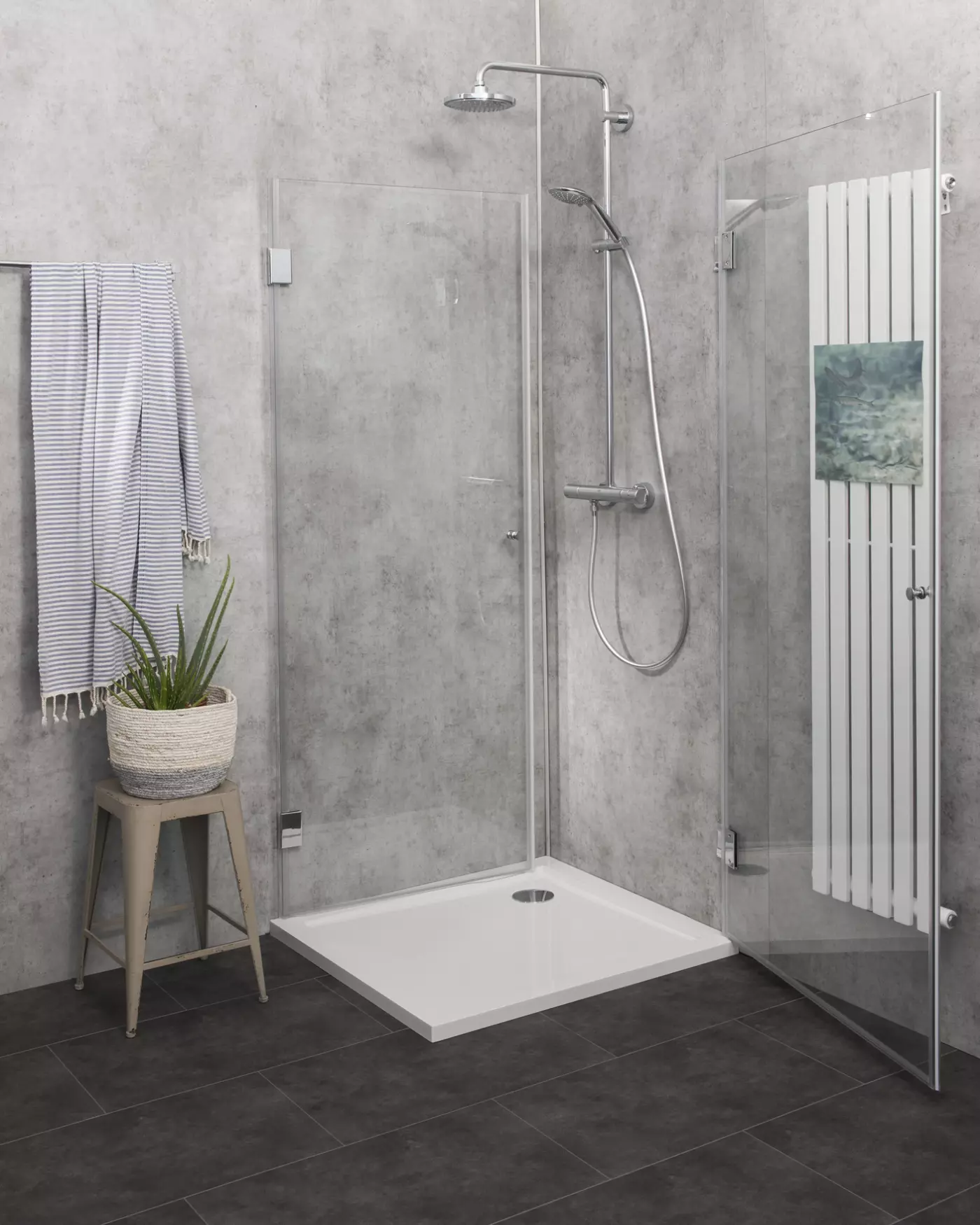 Eckdusche 100x100 mit 2 Türen an Wand H=173cm & Duschwanne