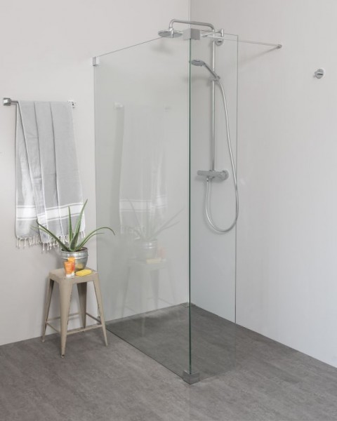 Begehbare Dusche: Walk In Duschwand mit Glas-Festteil über Eck